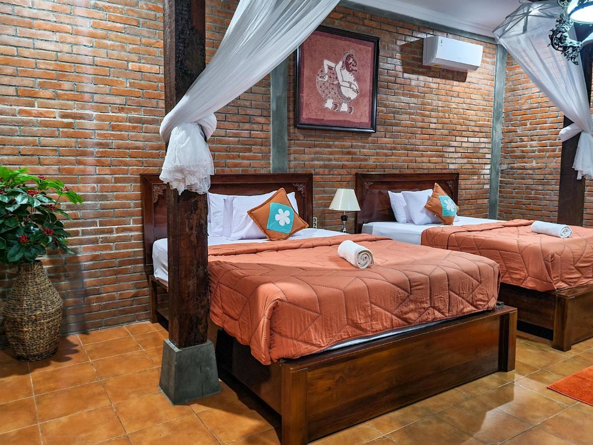 Guest house Ndalem Suryo Saptono 2*